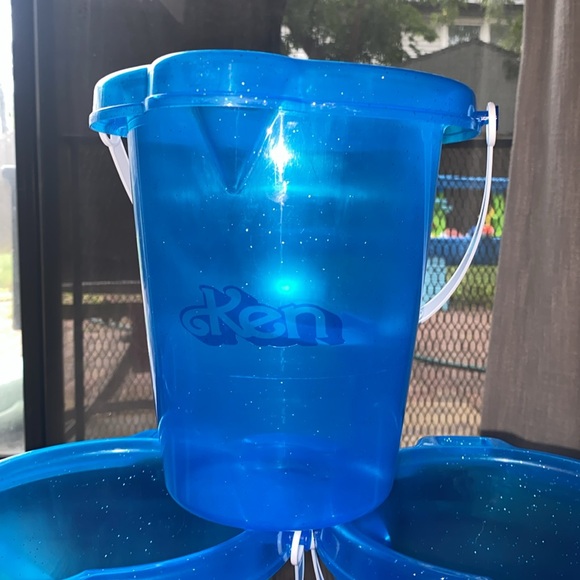 Barbie & Ken Party Favor Buckets (8) - Picture 10 of 12